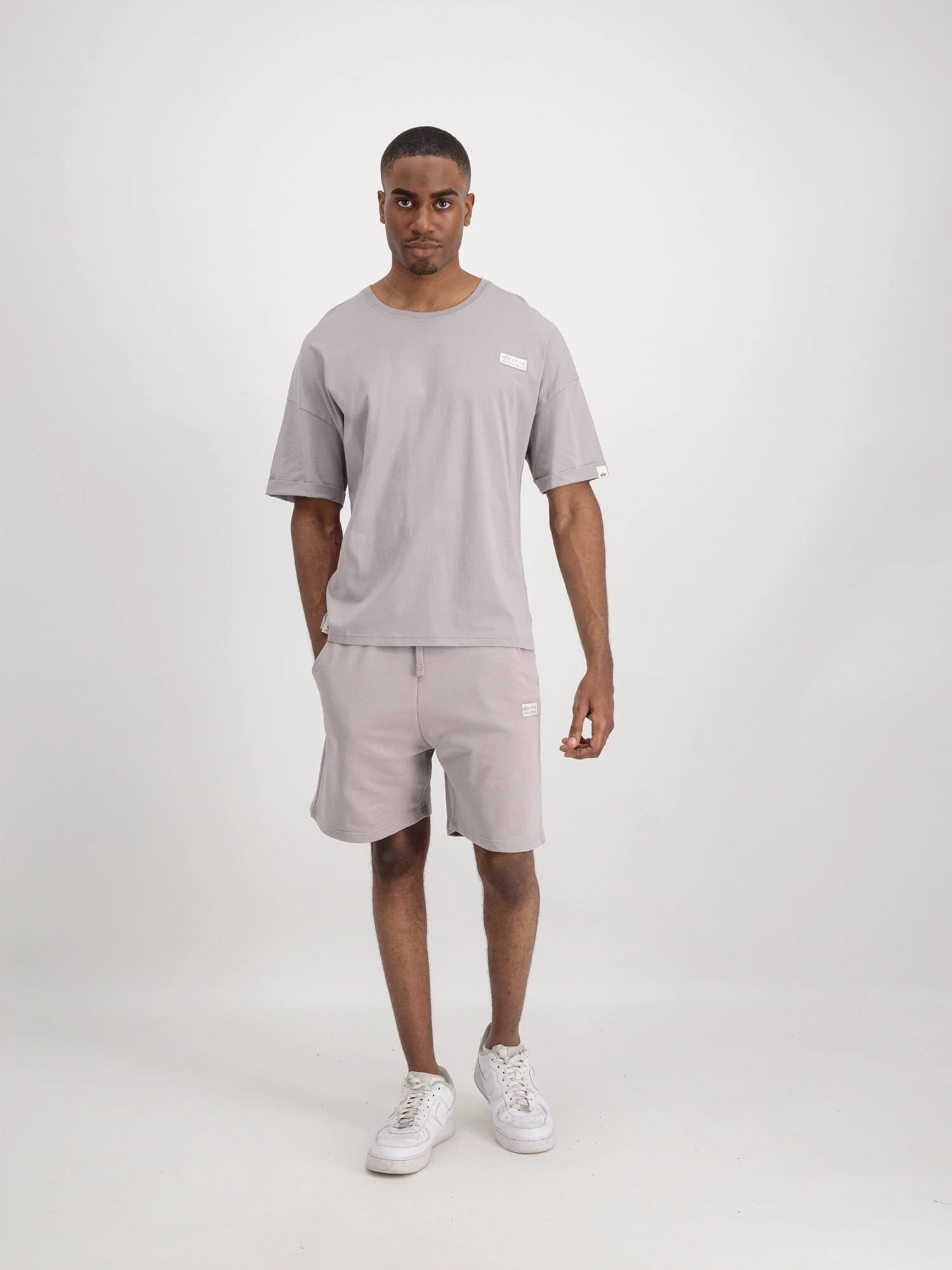 ORGANIC JOGGER SHORT - Image 3