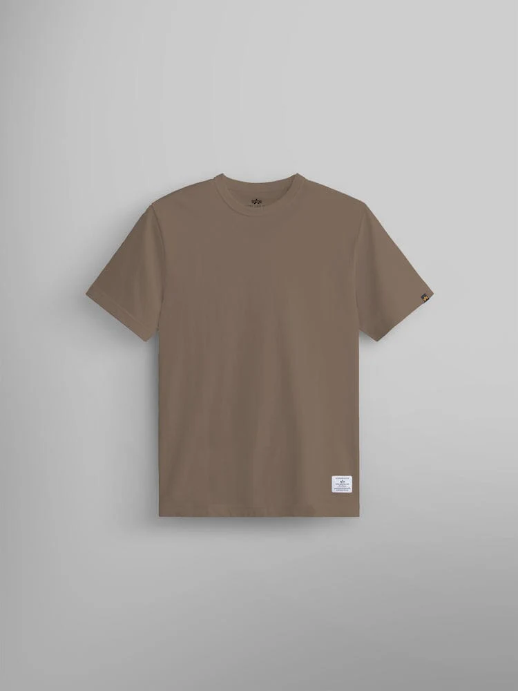 ESSENTIAL TEE - Image 16